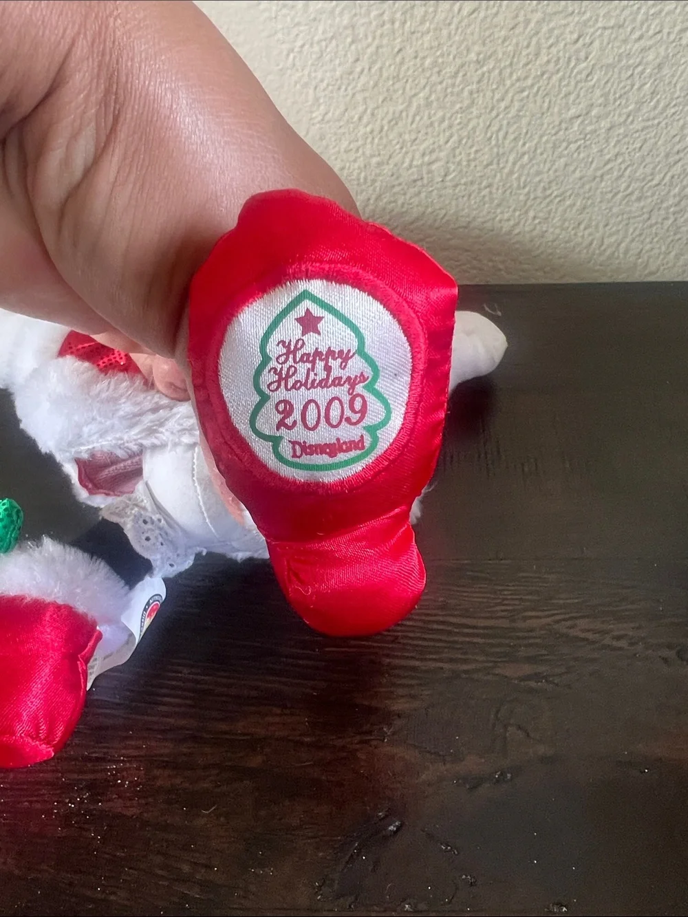 NWT 2009 Minnie Mouse Disney Christmas Plush